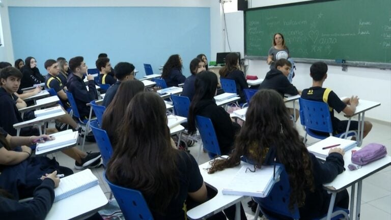 Veja como os alunos estão se preparando para o ENEM 2025
