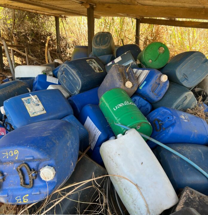 Operação em Charqueada fecha aterro clandestino e apreende caminhões com placas adulteradas
