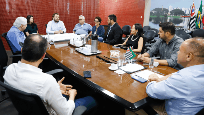 Novo_Centro_de_Convencoes_e_Complexo_Universitario_40f3fc39d1