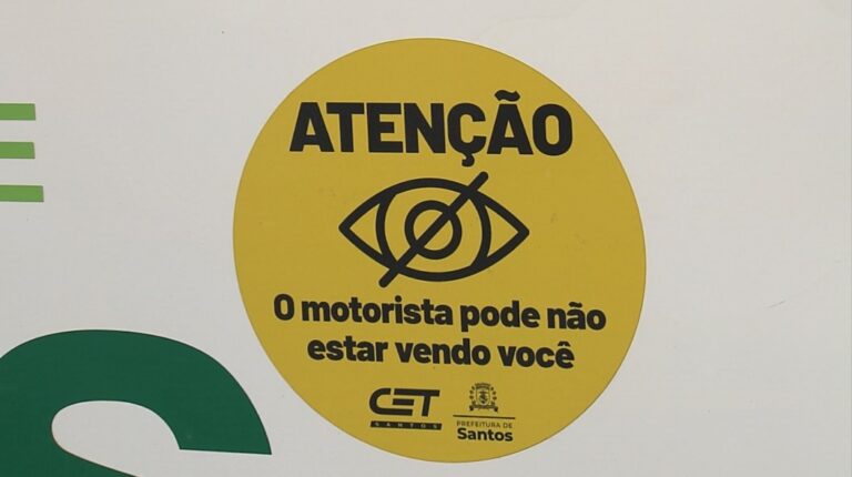 Santos instala selo de ponto cego em ônibus municipais para aumentar a segurança no trânsito