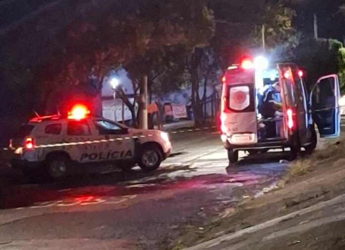 Homem é executado a tiros em via pública do Jardim Aeronave