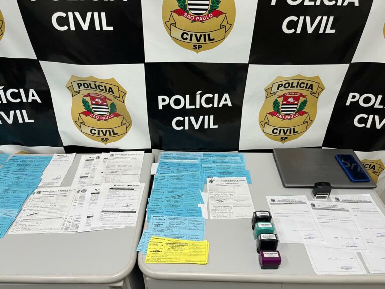 Enfermeiro é preso por esquema de falsificação de receitas e compra irregular de remédios controlados