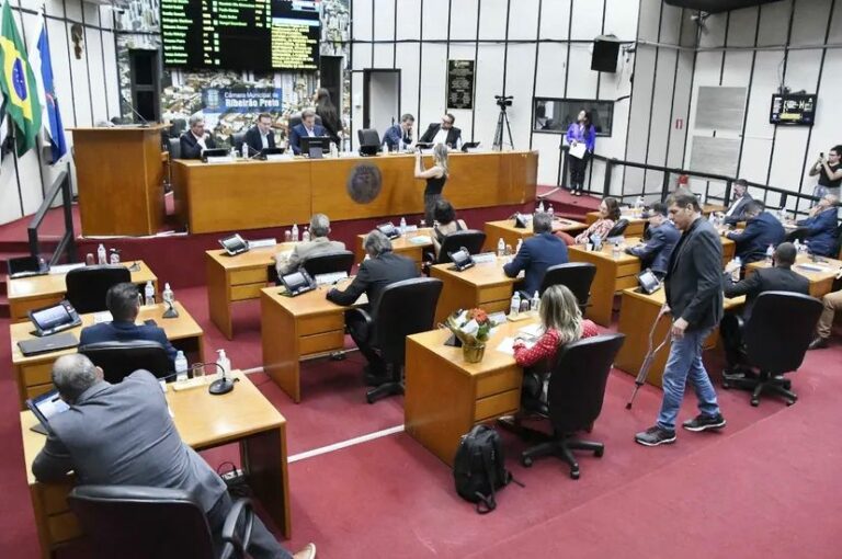 Câmara aprova a “Semana da Longevidade” em Ribeirão Preto por 20 votos