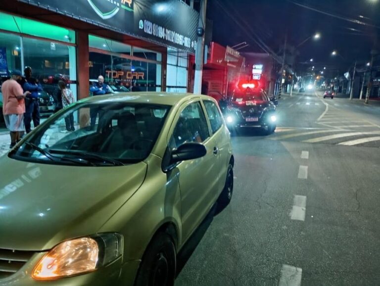 Idoso é preso em flagrante após furtar carro em Pindamonhangaba