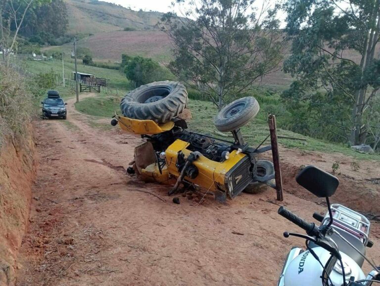 Dois homens ficam feridas em acidente com trator em Cunha