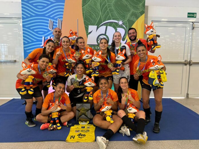 A equipe feminina do São José conquista o bicampeonato brasileiro universitário de futsal