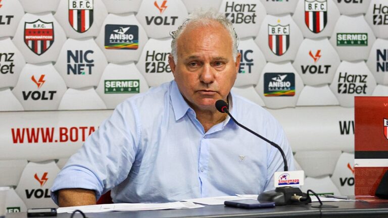 Botafogo SA demite Toninho Cecílio