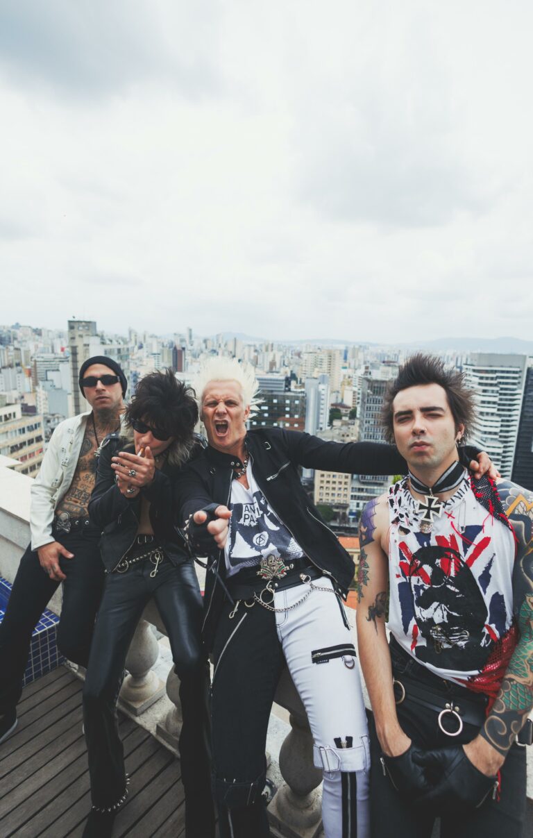 Supla comanda festa de Halloween em São José