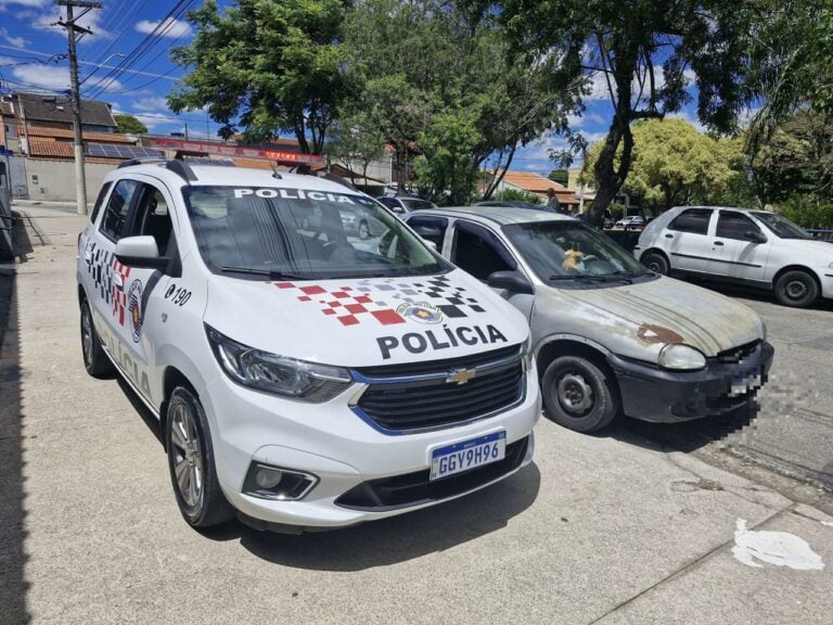 Mulher é presa conduzindo carro clonado em São José dos Campos