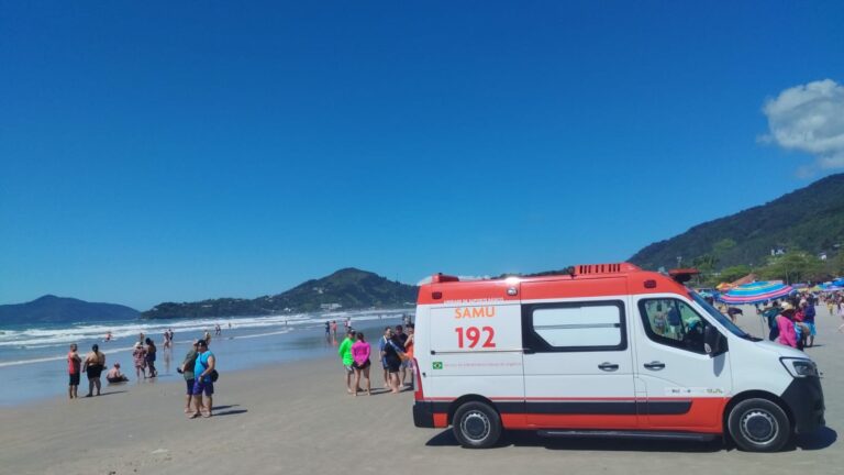 Homem morre afogado e amigo segue desaparecido na Praia Grande, em Ubatuba