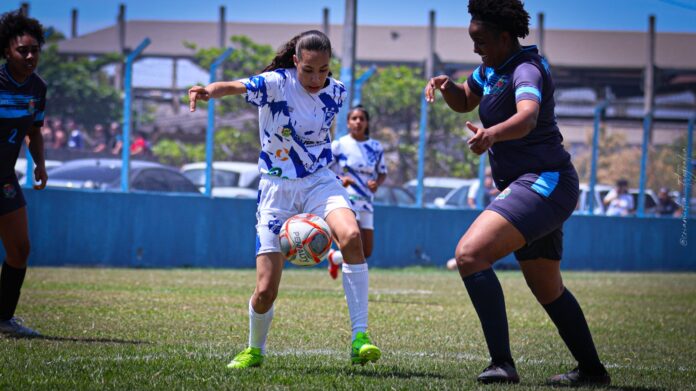 Taubaté enfrenta Caçapava em partida final da primeira fase da Copa Regional Feminina