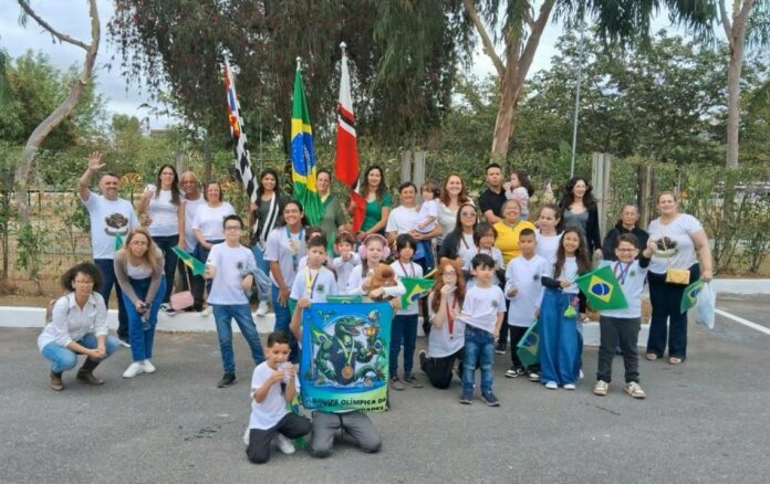 Estudantes da Equipe Olímpica de Jacareí conquistam 27 medalhas na Olimpíada de Português Estudantes da Equipe Olímpica de Jacareí conquistam 27 medalhas na Olimpíada de Português