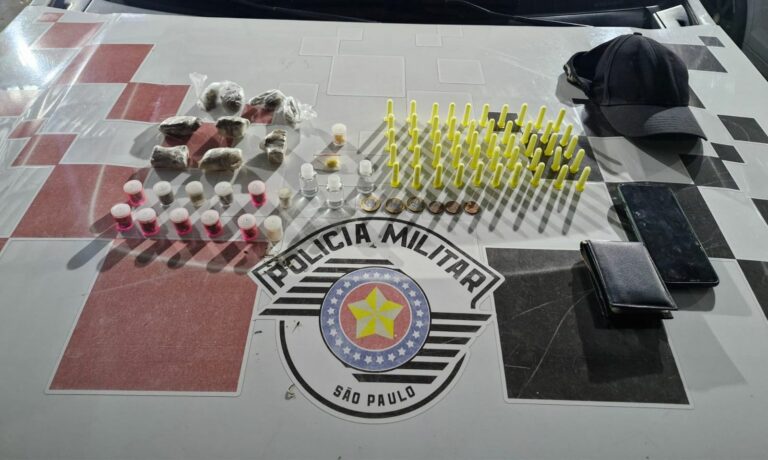 PM prende homem que furtava rodas de automóveis em São José