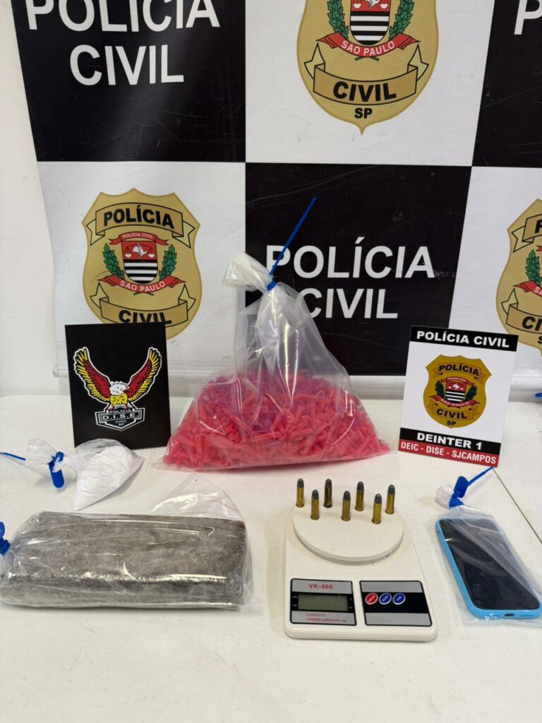 Polícia Civil apreende mais de 2 kg de drogas e munições em ações contra o tráfico em São José