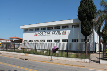 Jovem é morto ao tentar defender mulher que estava sendo ameaçada por ex-companheiro