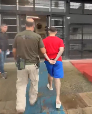 Estelionatário especializado em golpes bancários é preso em Santos; VÍDEO