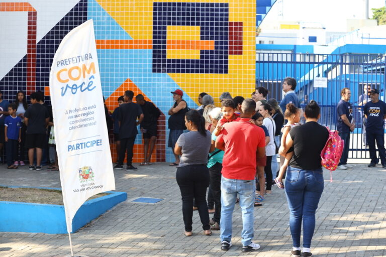 Prefeitura de São José dos Campos realiza evento de serviços públicos e vacinação no Jardim São José II
