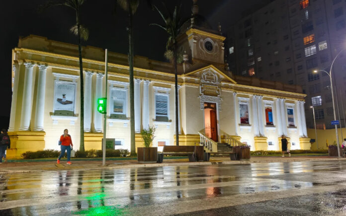 Festivale abre inscrições para oficinas e traz programação com teatro, música e circo em São José