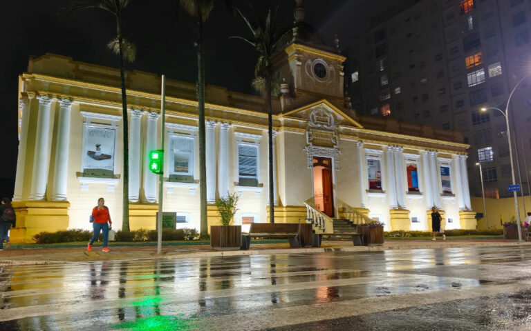 Festivale abre inscrições para oficinas e traz programação com teatro, música e circo em São José