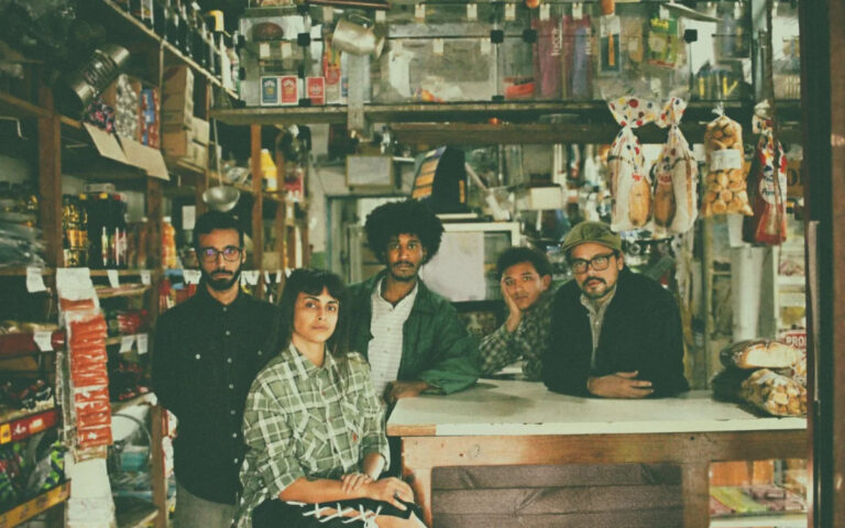 Banda Skaya se apresenta no 'Bar de Quinta' com show gratuito em São José