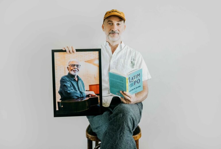 Lucas Santanna convida Gilberto Gil no single “A História da Nossa Língua”