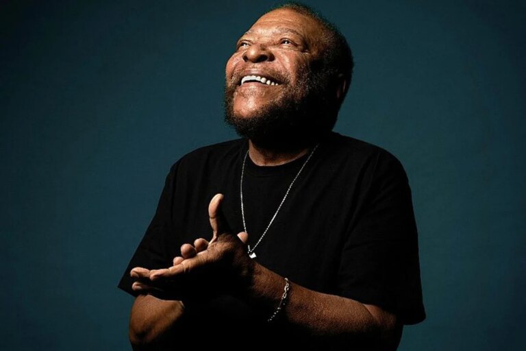 Martinho da Vila: o militar que trocou a farda pelo samba e se tornou um ícone da música brasileira