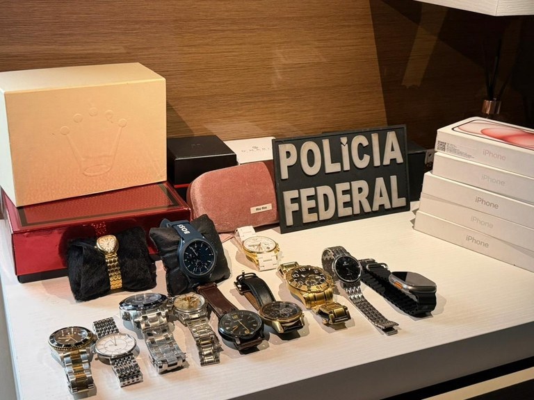 PF cumpre mandados de busca e apreensão da Operação Xeque-Mate em Manaus (AM) e no Guarujá (SP)