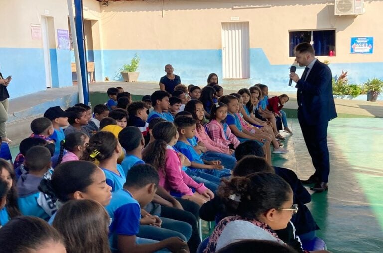 Procon dá início ao projeto Procon Mirim em escolas municipais