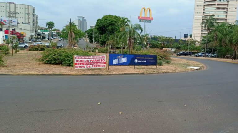 Prefeitura de Araçatuba proíbe publicidade em rotatórias