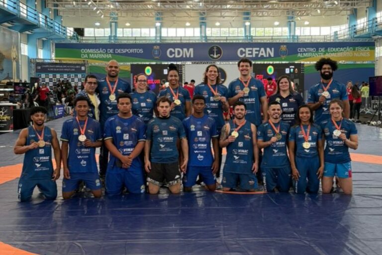 Equipe São José Wrestling conquista 19 medalhas no Campeonato Sul-Americano 2025