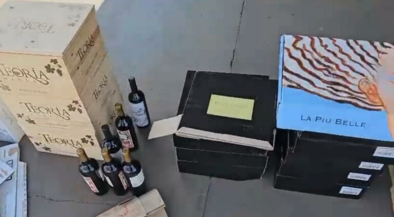 Polícia apreende 264 garrafas de vinho argentino na BR-153