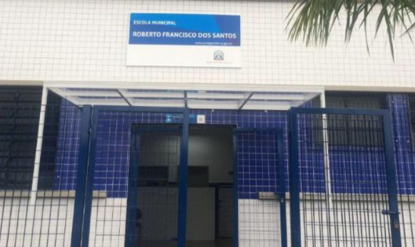 Escola é evacuada por perigo de revoada de vespas em Praia Grande