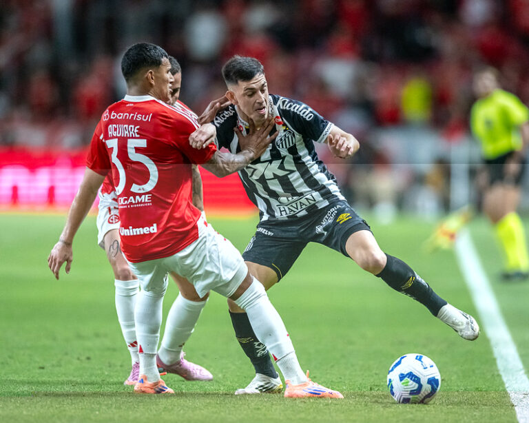 Inter empilha gols perdidos, e Santos busca empate com dedo de Vojvoda