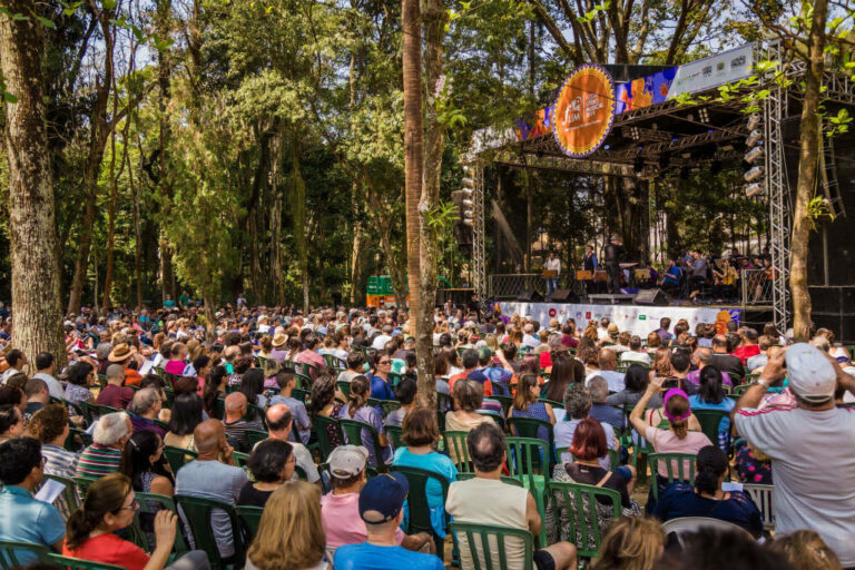 Após polêmica com Milly Lacombe, FLIM divulga nova programação