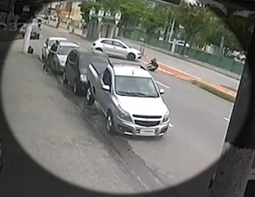 Acidentes alertam sobre o cruzamento da Av. Antônio Emmerich