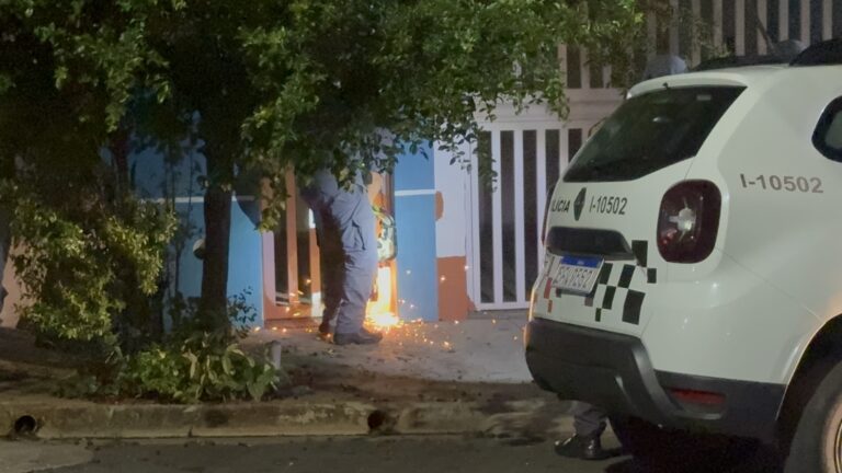 Cabeleireiro é encontrado morto dentro de casa em Piracicaba