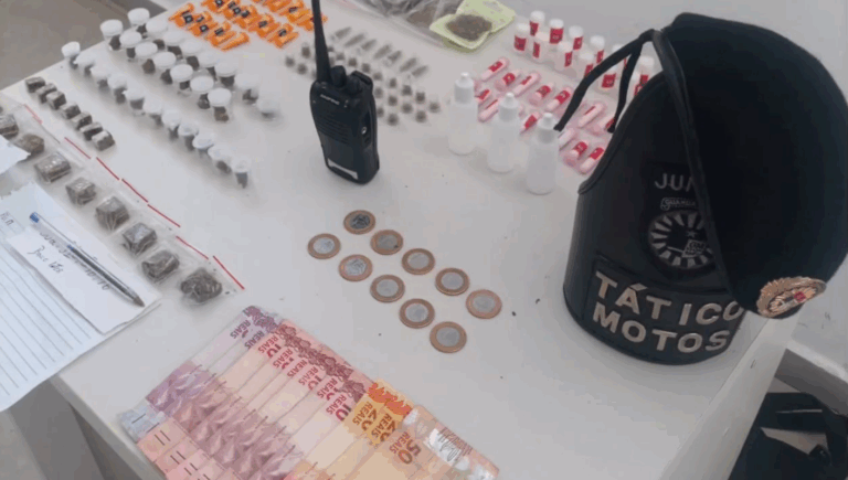 Jovem é preso com drogas e radio comunicador após tentar fugir da Guarda em viela de Jundiaí