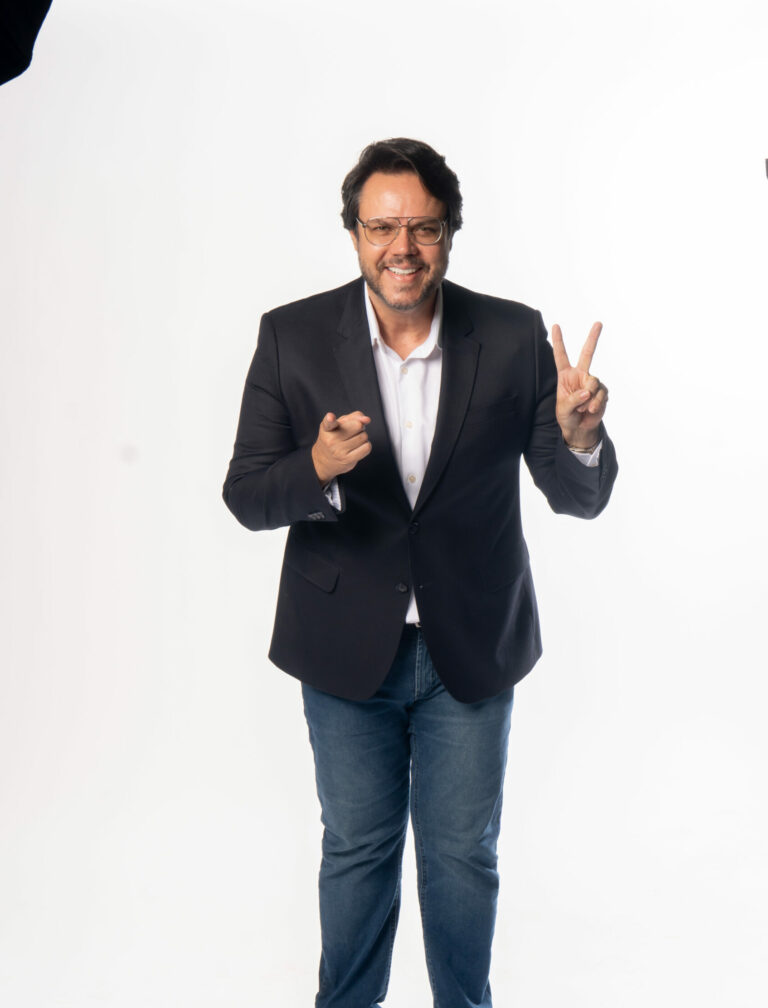 TH+ SBT aposta em continuidade do 'Chega Mais' e dispara em audiência