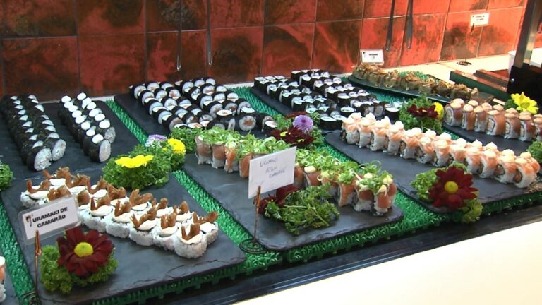 Consumo de sushi movimenta toneladas de peixes na Baixada Santista