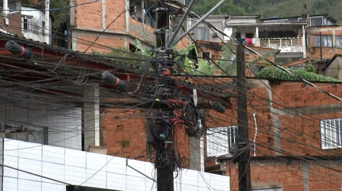 FIACAO SUBTERRANEA GUARUJA