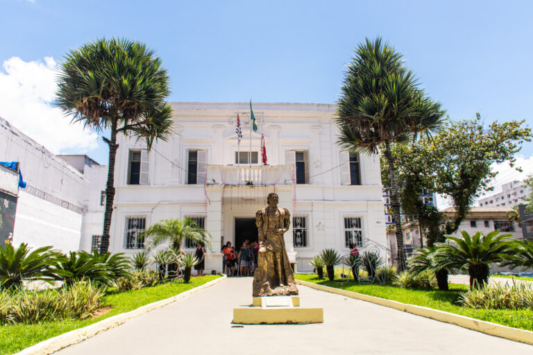 São Vicente publica novo decreto de corte de gastos para conter dívida bilionária