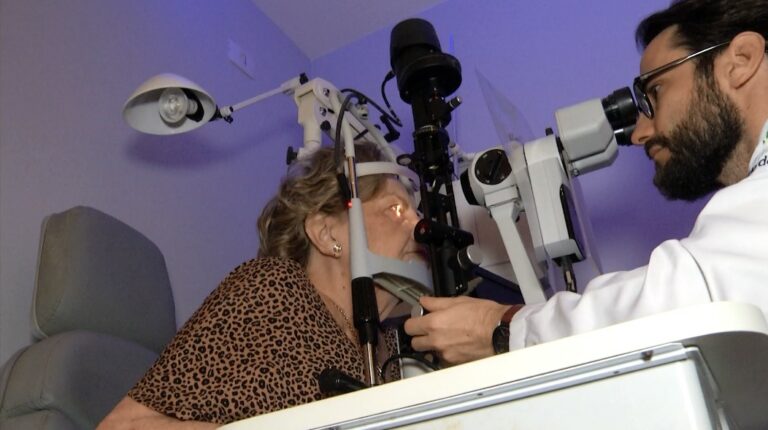 Retinopatia Diabética: sintomas, riscos de cegueira e como prevenir