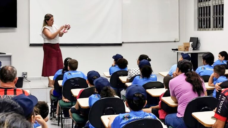 Projeto Anjos da Guarda promove ação de educação em saúde bucal
