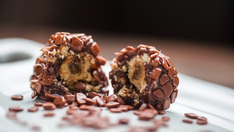 Aprenda a preparar uma deliciosa receita de Brigatone; brigadeiro recheado de panetone