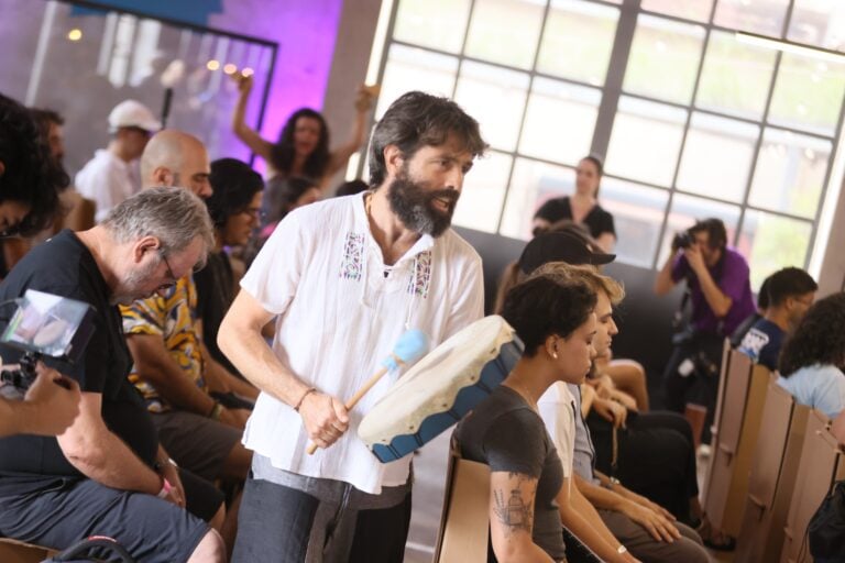 Palestra e oficina sobre consciência sonora promovem novo olhar sobre saúde mental no POW Festival 2025