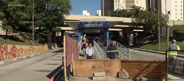Obras do piscinão no Centro alteram itinerários de 10 linhas de ônibus