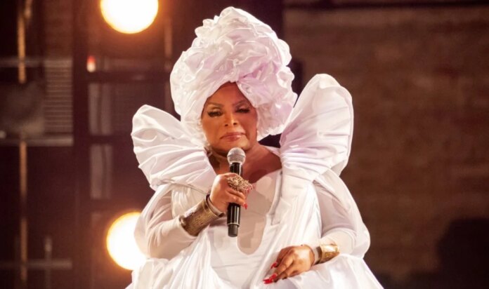 Especial “Elza ao Vivo no Municipal” estreia no YouTube, hoje, dia de Zumbi dos Palmares