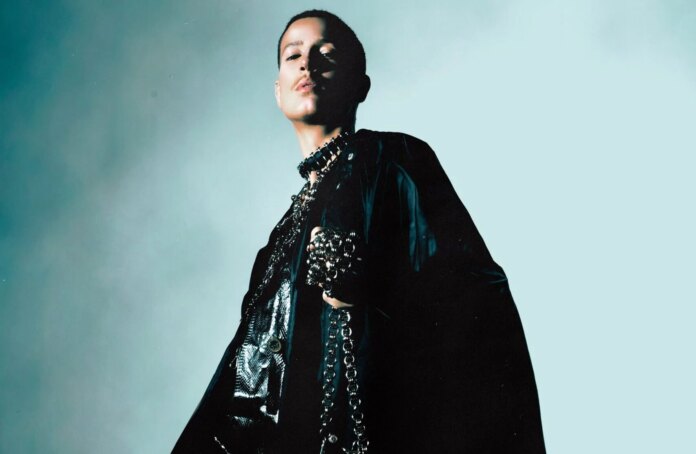 Fitti lança “Postal de Amor” e inicia homenagem a Ney Matogrosso