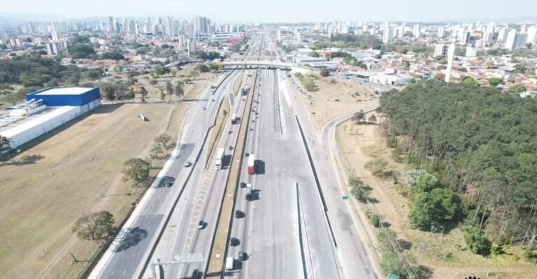 Novo trecho de pista marginal da Dutra é liberado entre Jacareí e São José; veja mudanças