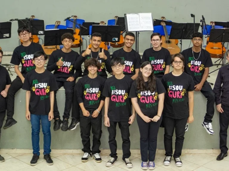 Santópolis do Aguapeí recebe grupo musical do GURI Araçatuba.